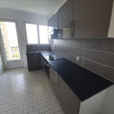 Appartement 3 pièces 82875 €