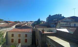 Immeuble   m² à vendre à Jonzac (17500)