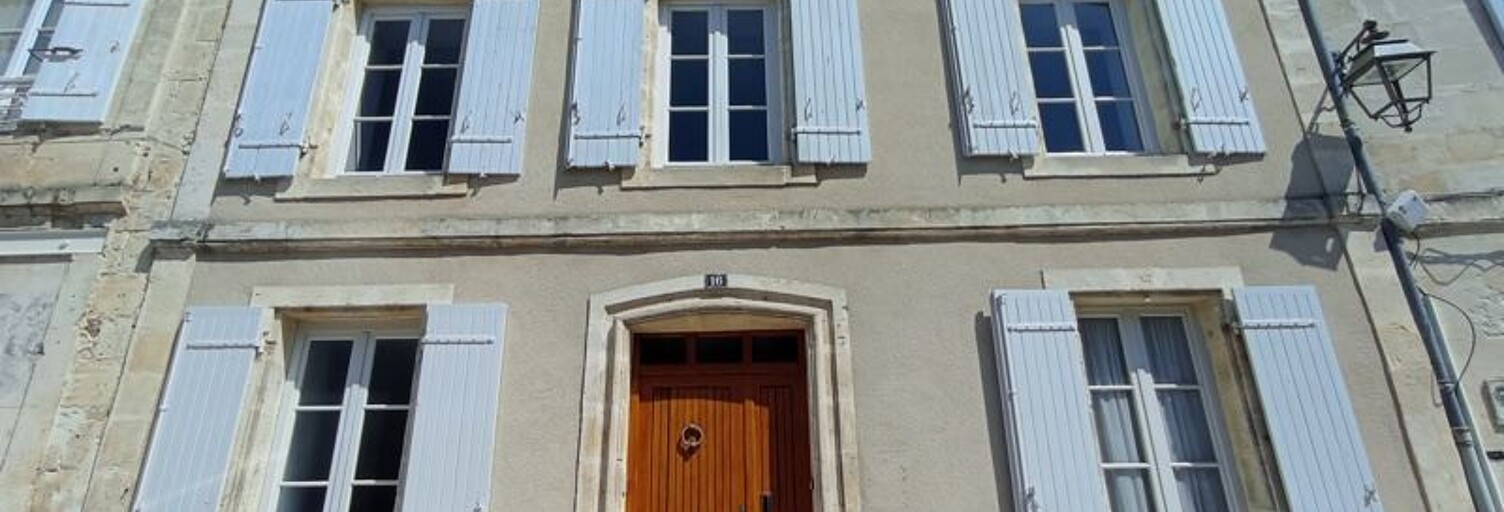 Immeuble   m² à vendre à Jonzac (17500)