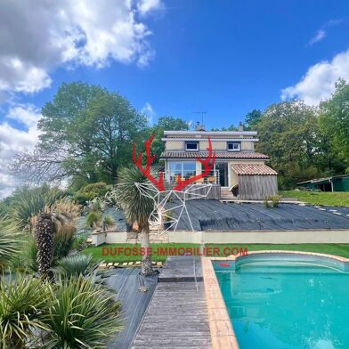 Maison 7 pièces 450000 €