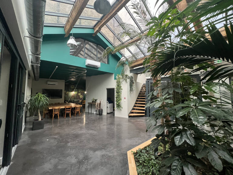 EXCEPTIONNEL loft  de 350m2 + garage de 50m2 — photo 1