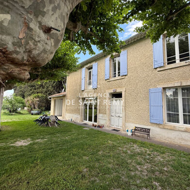 Maison  898000 €