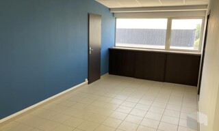 Bureau  18 m² à louer à Montélimar (26200)