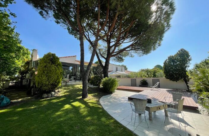 À Vendre – Maison 197 m² – Cœur du Village d'Aytré (17440) – Proche La Rochelle — photo 3