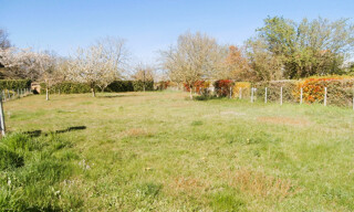 Terrain  1000 m² à vendre à Sardieu (38260)