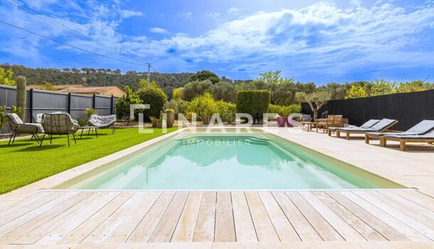 Villa / Maison 8 pièces  à vendre Saint-Cyr-sur-Mer 83270