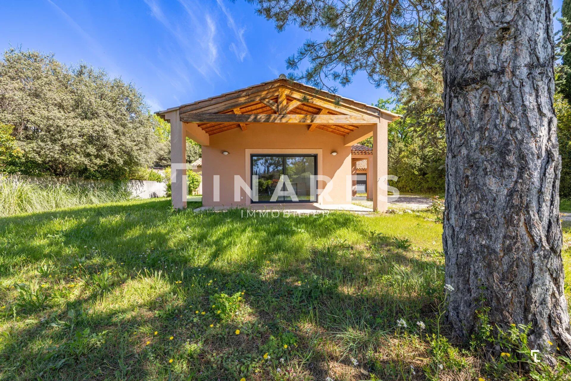Villa / Maison 5 pièces  à vendre Aix-en-Provence 13100