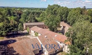 Immeuble  22000 m² à vendre à Nîmes (30900)
