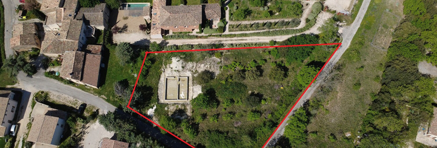 Terrain  2500 m² à vendre à Saint-Saturnin-lès-Apt (84490)