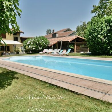 Maison 10 pièces 318000 €