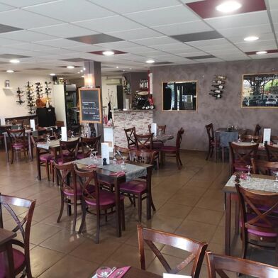 Commerce 7 pièces 96800 €