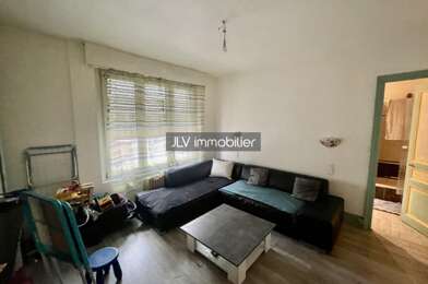 Immeuble  293900 €