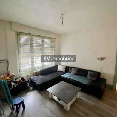 Immeuble  293900 €