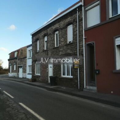 Immeuble  292900 €