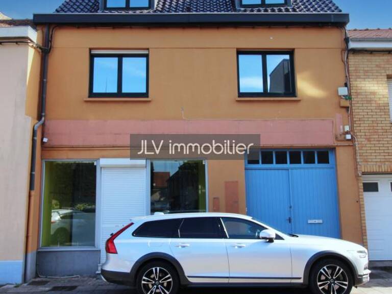 Immeuble en Vente - Loon-Plage (59279) — photo 1