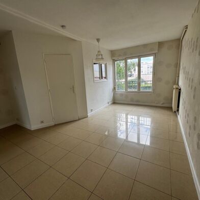 Appartement 1 pièces 468 €