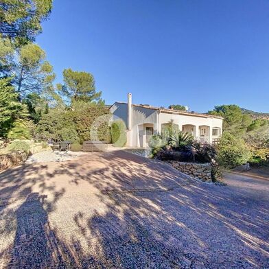 Maison 8 pièces 749000 €