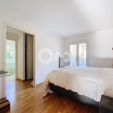 Maison 8 pièces 749000 €