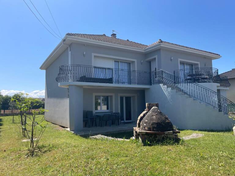 Maison À Vendre — photo 1