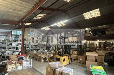 Local industriel  1820000 €