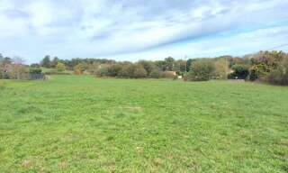 Terrain  1588 m² à vendre à Thiviers (24800)