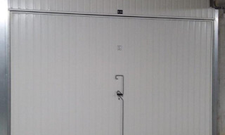 Garage  16 m² à louer à Marseille 5 (13005)
