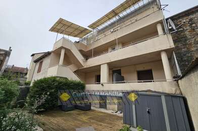 Immeuble  329000 €