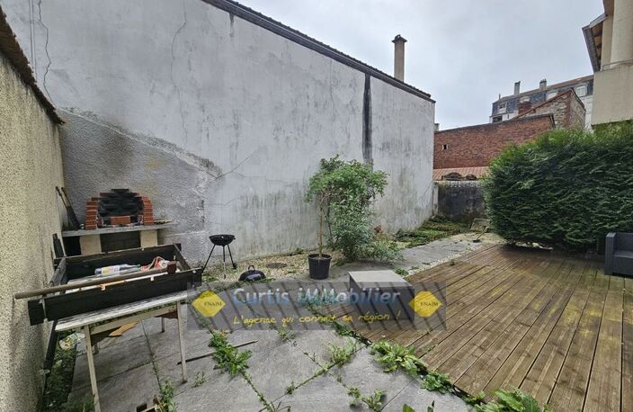 Immeuble - 231m ² — photo 2