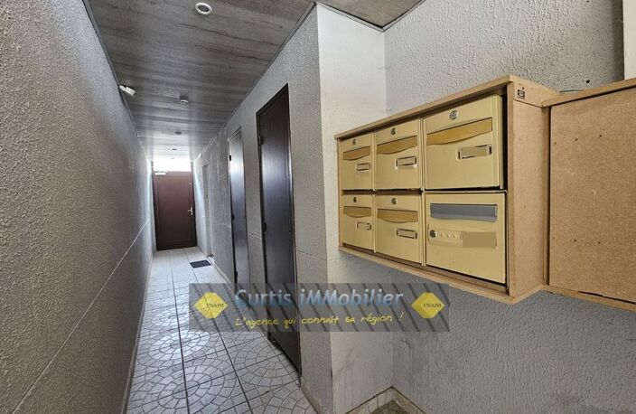 Immeuble - 231m ² — photo 3