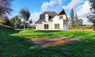 Maison 6 Pièces 156 m² à louer à La Loubière (12740)