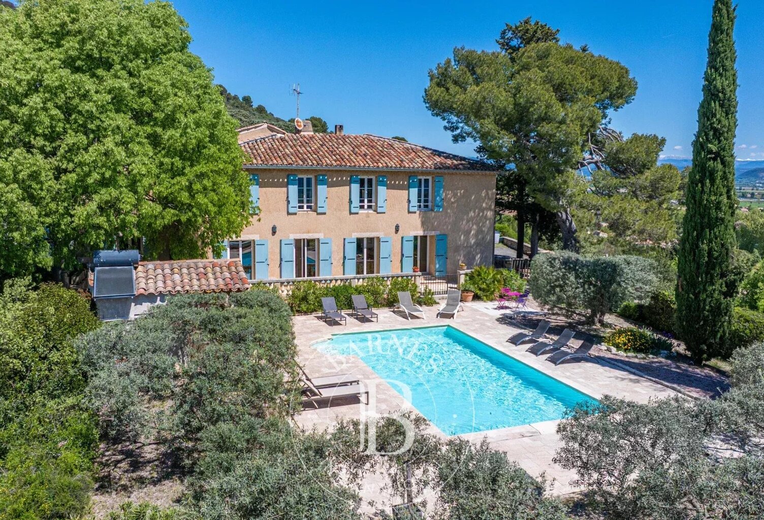MANOSQUE – PROPRIÉTÉ D’EXCEPTION AVEC VUE PANORAMIQUE – 420 M² H — photo 1