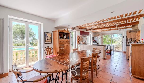 Villa / Maison 10 pièces  à vendre Manosque 04100