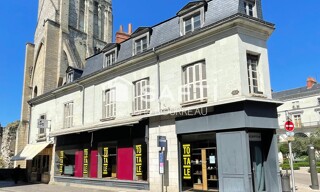 Immeuble  350 m² à vendre à Tours (37000)