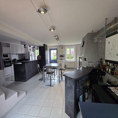 Maison 9 pièces 390000 €