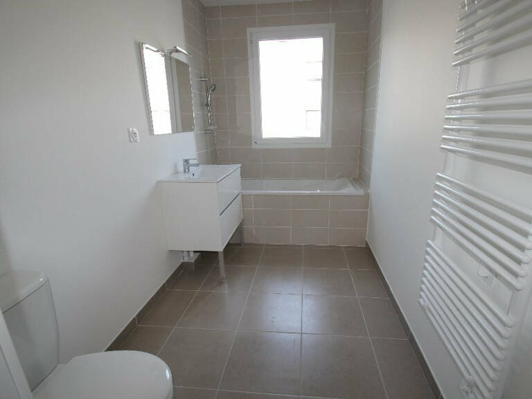 MONTPELLIER - CLEMENTVILLE // T2 DE 45 M2 + TERRASSE + PARKI — photo 1