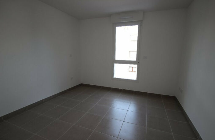 MONTPELLIER - CLEMENTVILLE // T2 DE 45 M2 + TERRASSE + PARKI — photo 2
