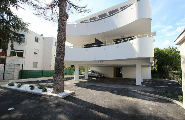 MONTPELLIER - CLEMENTVILLE // T2 DE 45 M2 + TERRASSE + PARKI — photo 3
