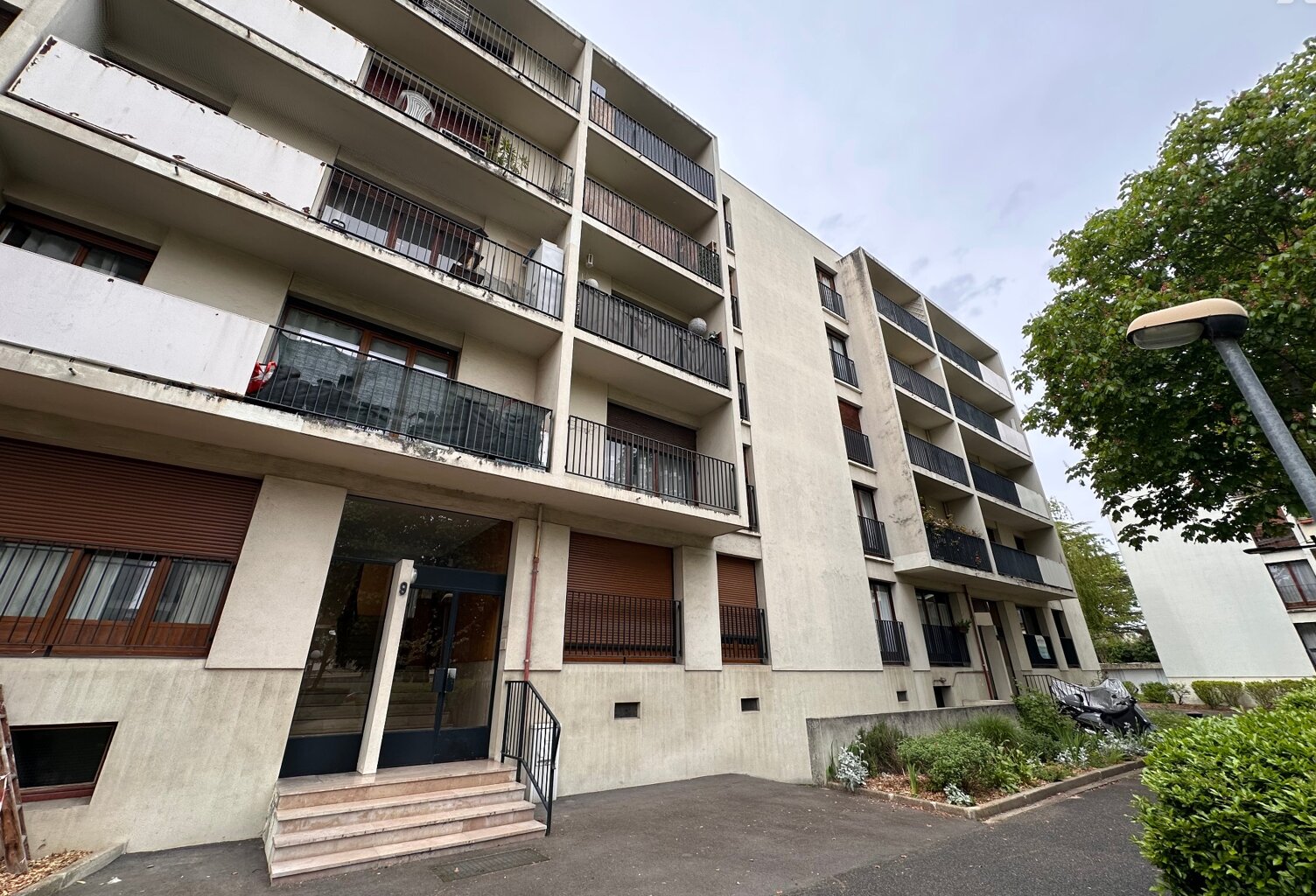 Vente appartement 4 pièces 75 m² Épinay-sur-Seine (93800) — photo 1