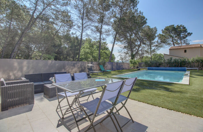 Maison T4 - Jardin - Piscine — photo 2