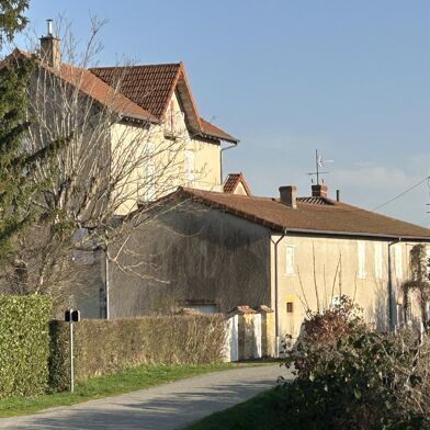 Maison 12 pièces 212000 €