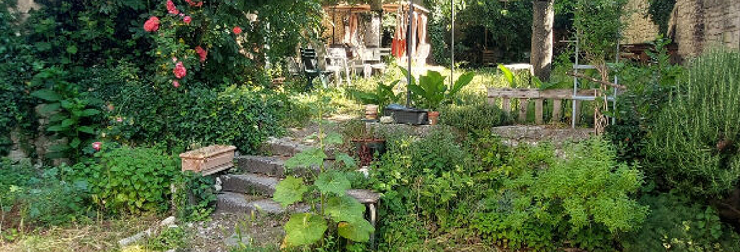 Immeuble  330 m² à vendre à La Rochelle (17000)