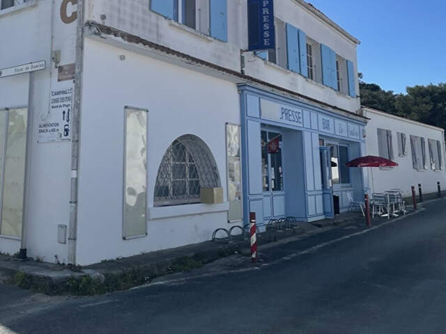 Domino - Local commercial de 154 m² au coeur d'un secteur recherché — photo du bien