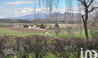 Immeuble  194 m² à vendre à Saint-Genix-les-Villages (73240)