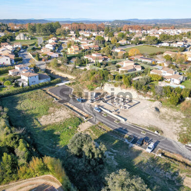 Terrain  180000 €