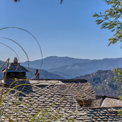 Maison 8 pièces 499000 €