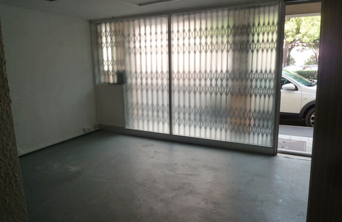 LOCAL ST TRONC RESIDENCE LES ROCHES — photo 2