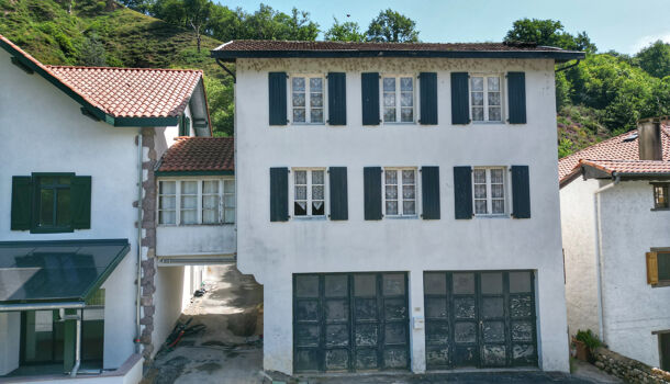 Villa / Maison 6 pièces  à vendre Urepel 64430