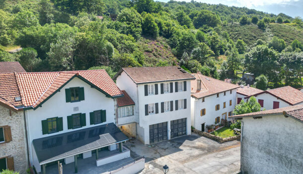 Villa / Maison 6 pièces  à vendre Urepel 64430