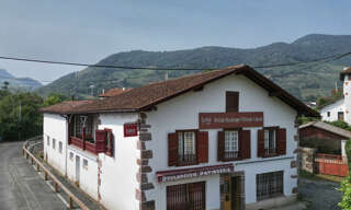 Maison 10 Pièces 323 m² à vendre à Saint-Jean-Pied-de-Port (64220)