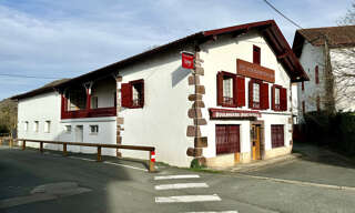 Maison 10 Pièces 323 m² à vendre à Saint-Jean-Pied-de-Port (64220)